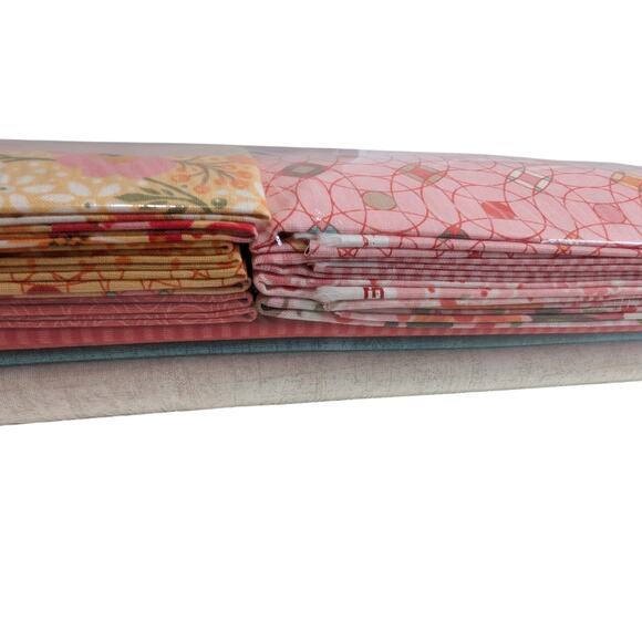 Center Piece Quilt Kit by Basic Grey for Moda Fabrics feat Sunday Brunch - Picture 5 of 11